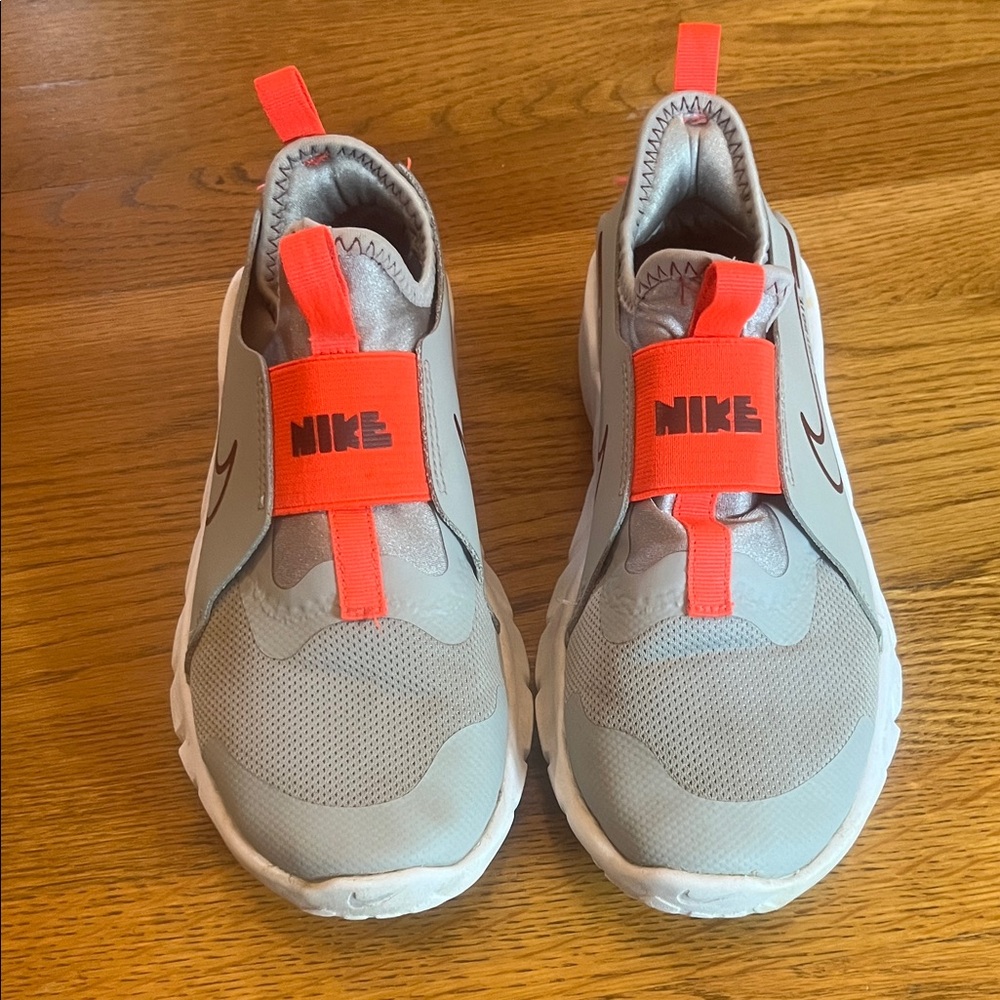 Nike Kids Flex Runners - Gray and Orange. Slip on. Size 4Y